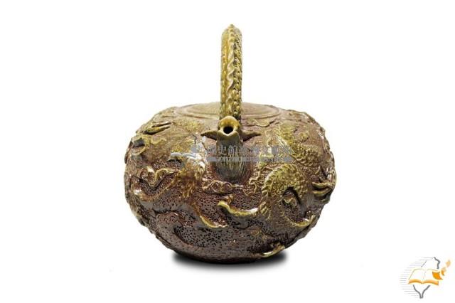 陶製貼飾龍紋提梁壺藏品圖，第4張