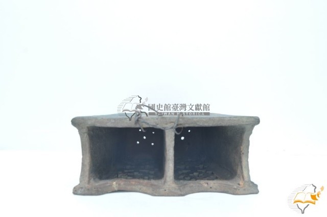 灰胎鏤空矩形筷籠藏品圖，第5張