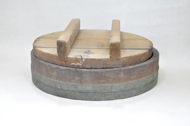 木製帶蓋飯桶（大、小兩件）藏品圖，第5張