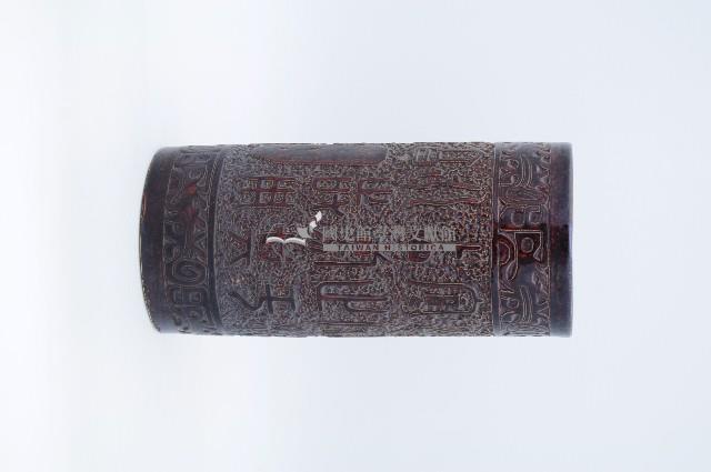 深褐釉篆體詩文瓷質筆筒藏品圖，第5張