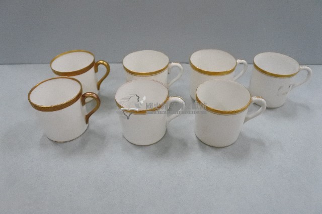 金口握把白瓷杯藏品圖，第5張