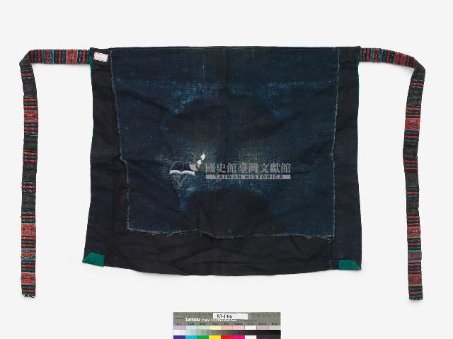 中國排調苗族女性服飾一套及黑底刺繡背帶藏品圖，第5張
