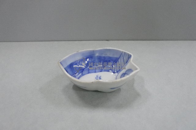 青釉彩繪印文植物紋凹口杯（多件）藏品圖，第9張