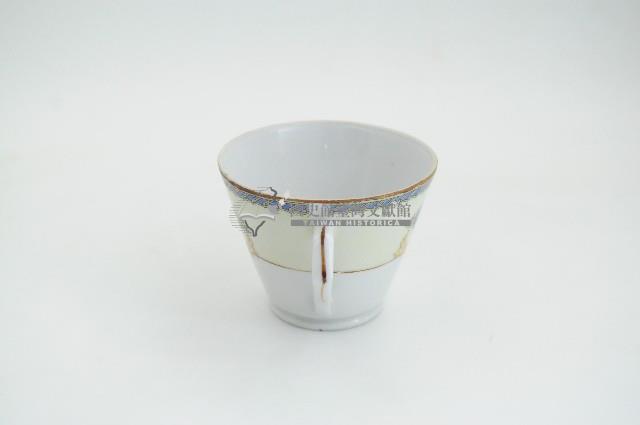 醬口五彩貼花折枝花卉紋咖啡杯藏品圖，第2張