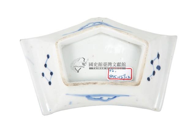 青花舟艇人物飛鳥紋五角變形皿藏品圖，第2張