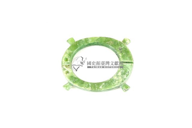 帶四突起玦形耳飾藏品圖，第2張