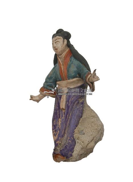 綠衣女性交趾陶藏品圖，第2張