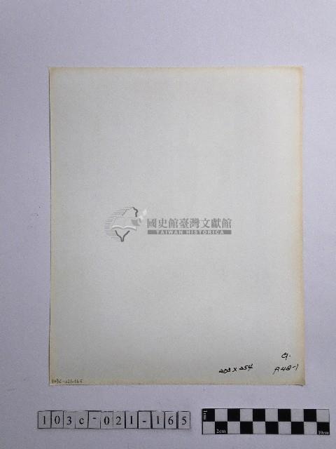 黃則修攝由廟門向廟外的視角藏品圖，第2張