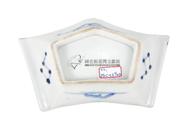 青花舟艇人物飛鳥紋五角變形皿藏品圖，第2張