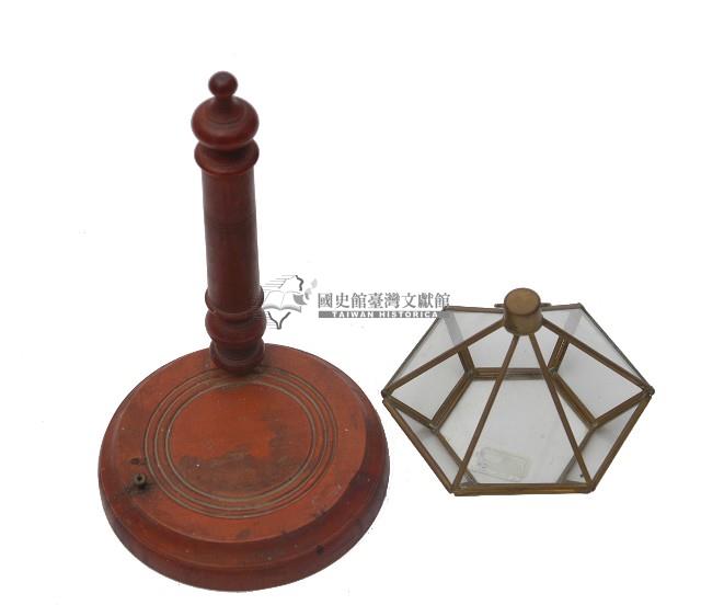 玻璃燈罩藏品圖，第2張