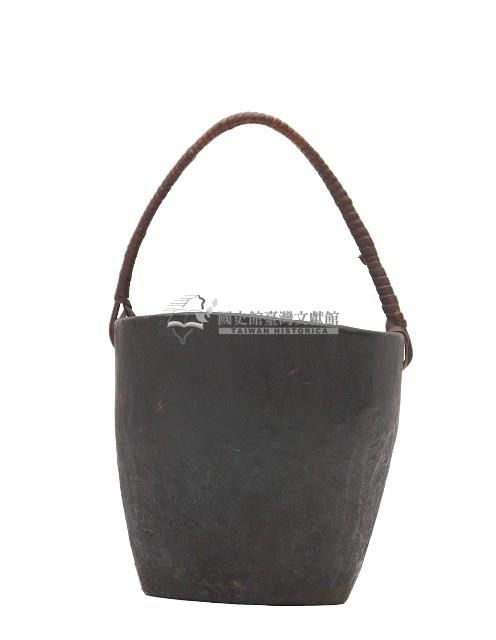 卑南族紋手足器具藏品圖，第2張