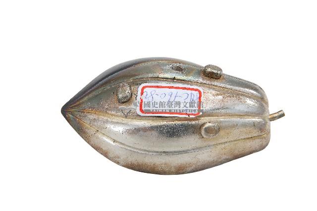 錦綾堂款銀製木瓜形皿藏品圖，第2張