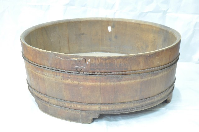 圓形淺腹大型木桶藏品圖，第2張