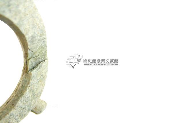 帶四突起玦形耳飾藏品圖，第2張