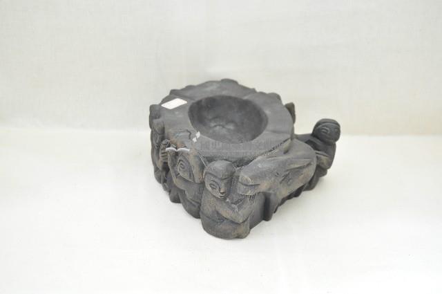 黑色雕塑人樣菸灰缸藏品圖，第2張