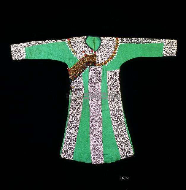 排灣族圓領大襟長袖女用長袍藏品圖，第2張