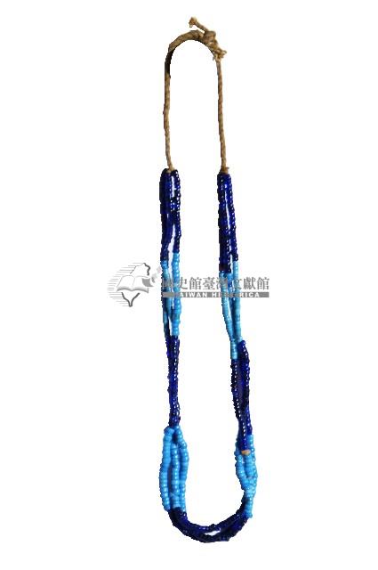 阿美族三連琉璃珠飾藏品圖，第2張