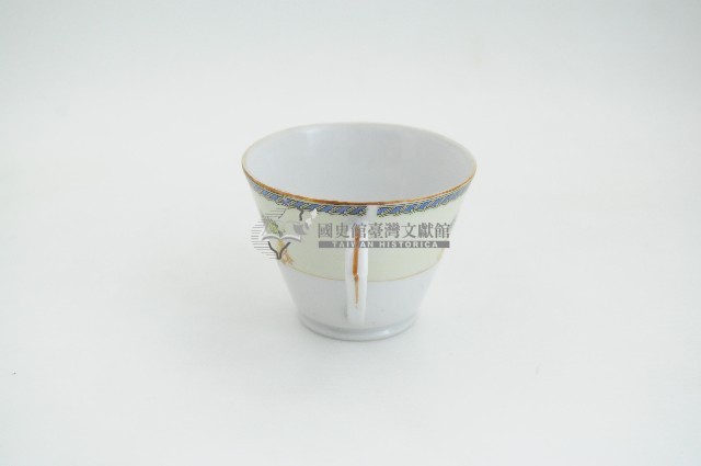 醬口五彩貼花折枝花卉紋咖啡杯藏品圖，第2張