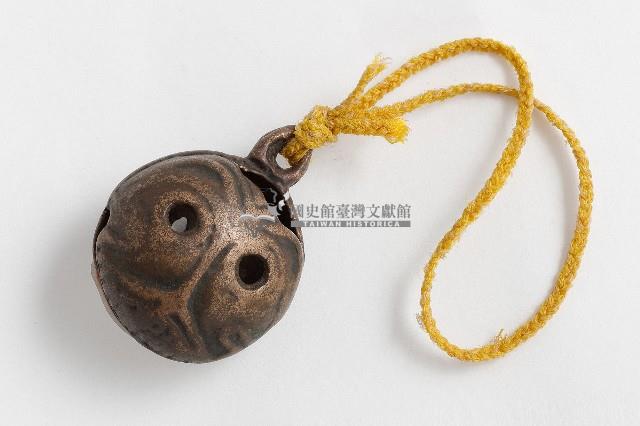 卑南族人面銅鈴藏品圖，第1張