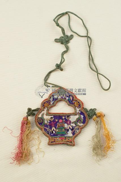 床前花籃刺繡吊飾2件藏品圖，第2張