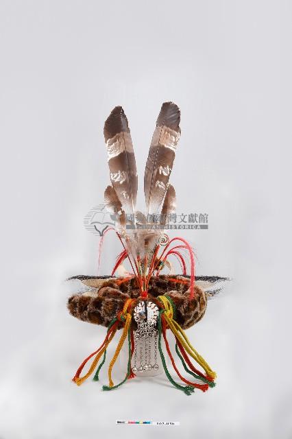 排灣族傳統男頭冠藏品圖，第2張