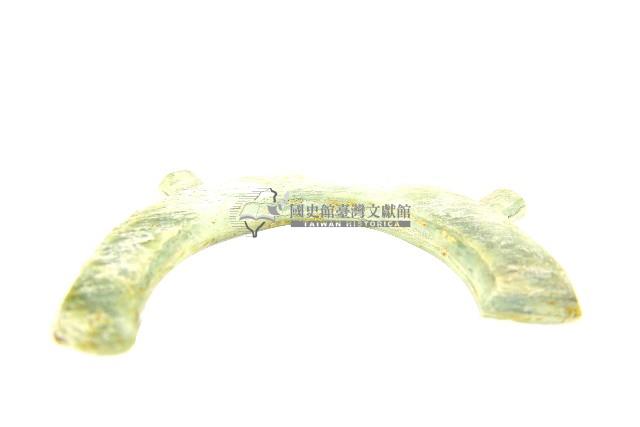 帶四突起玦形耳飾藏品圖，第2張