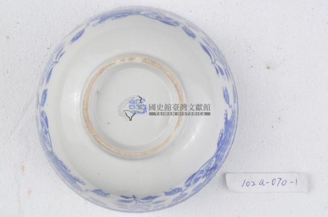 青花獅子戲球花卉紋碗藏品圖，第2張