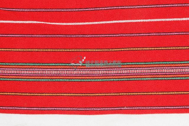 泰雅族紅色線紋女片裙藏品圖，第2張