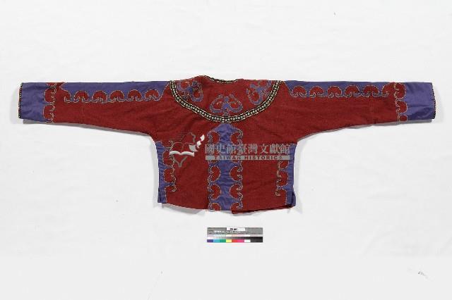 魯凱族男上衣藏品圖，第2張