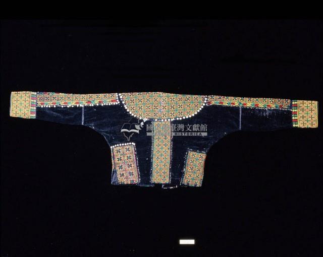 魯凱族男上衣藏品圖，第2張