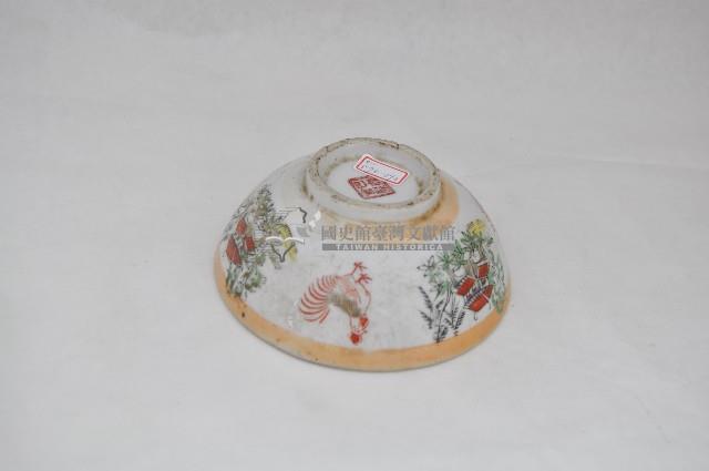 巴商會製款彩繪樓閣雞紋碗藏品圖，第2張