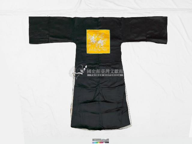 黑色黃框長擺戲服藏品圖，第2張