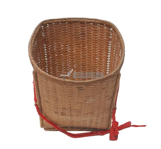 揹籠藏品圖，第2張