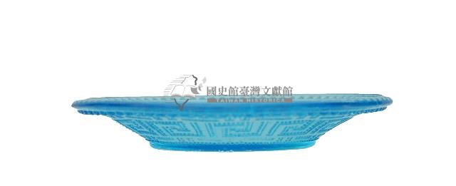 淺青色夔紋玻璃碟藏品圖，第2張