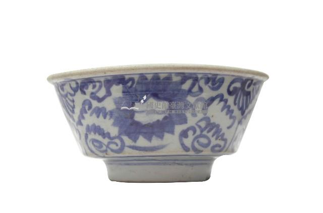 青花折枝花卉紋折腰碗藏品圖，第2張