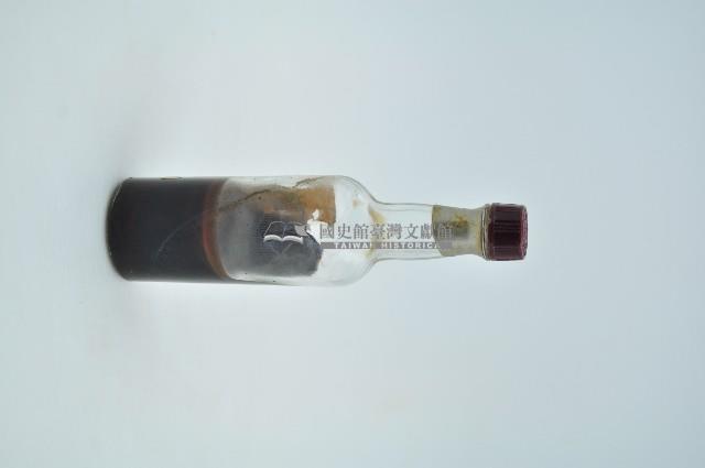 荔枝酒樣品透明玻璃小型酒瓶藏品圖，第2張