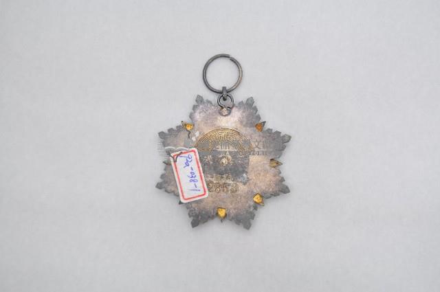 七等雲麾襟綬勳章藏品圖，第2張