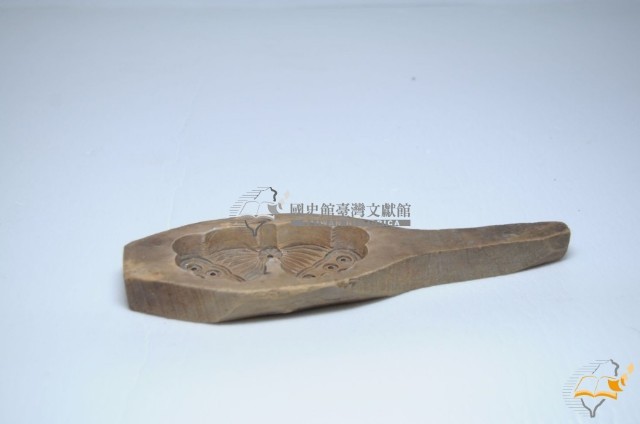 木胎蝴蝶紋製糕模具藏品圖，第2張