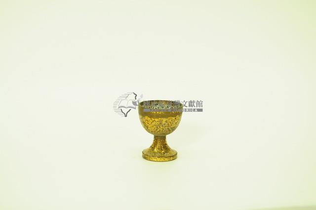 陰刻蓮花紋鍍金金屬高足酒杯藏品圖，第2張