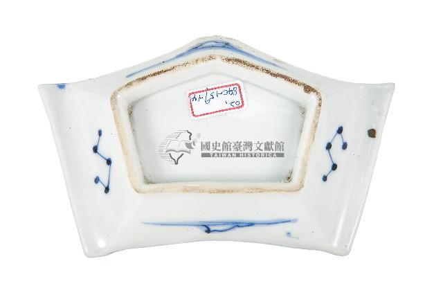 青花舟艇人物飛鳥紋五角變形皿藏品圖，第2張