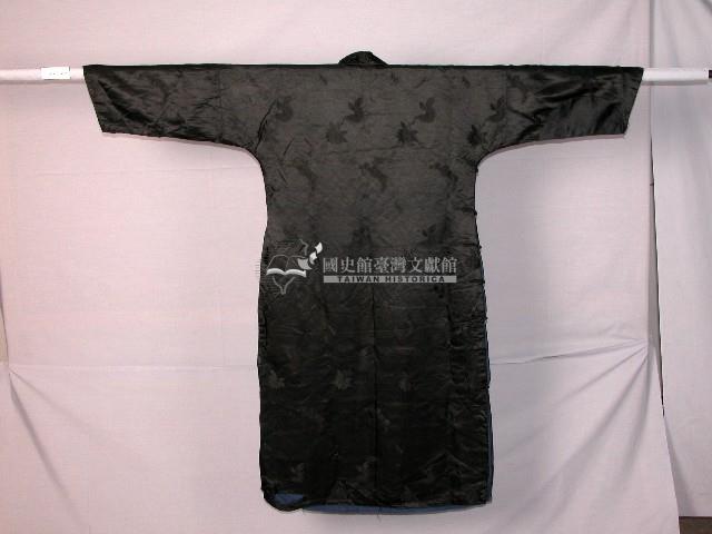 黑色緞面長衫藏品圖，第2張
