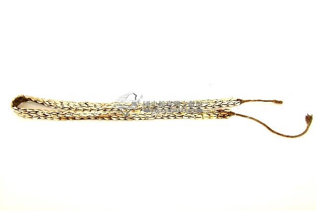 卲族貝製頭飾藏品圖，第2張