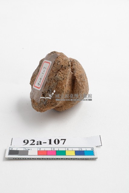 陶製尖錐形蓋鈕（殘）藏品圖，第2張