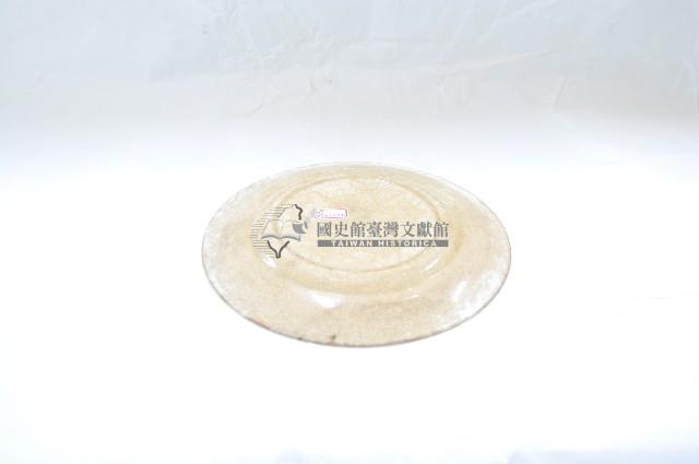 紀念款櫻花紋細開片盤藏品圖，第2張