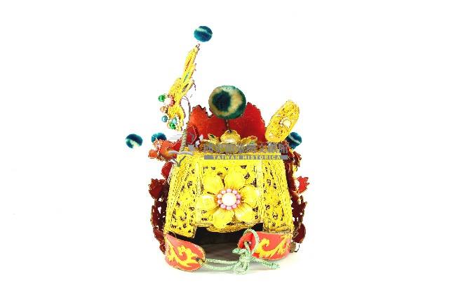 八家將衣飾之頭冠藏品圖，第2張