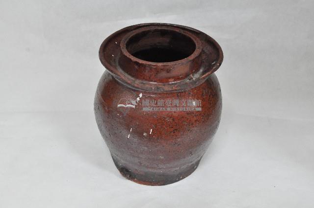 醬紅釉盤頸寬口陶罐藏品圖，第2張