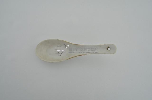 白釉瓷湯匙藏品圖，第2張
