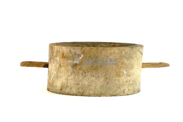 阿美族磨米器藏品圖，第2張