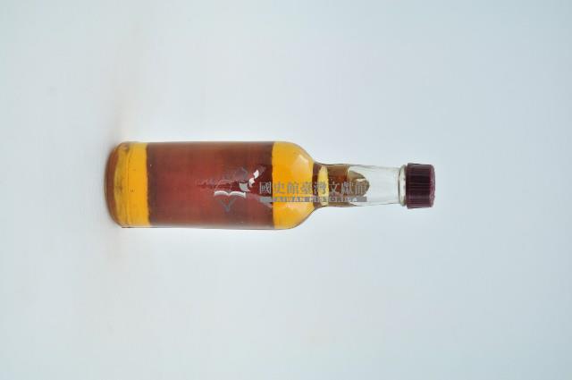 玫瑰露酒樣品透明玻璃小型酒瓶藏品圖，第2張