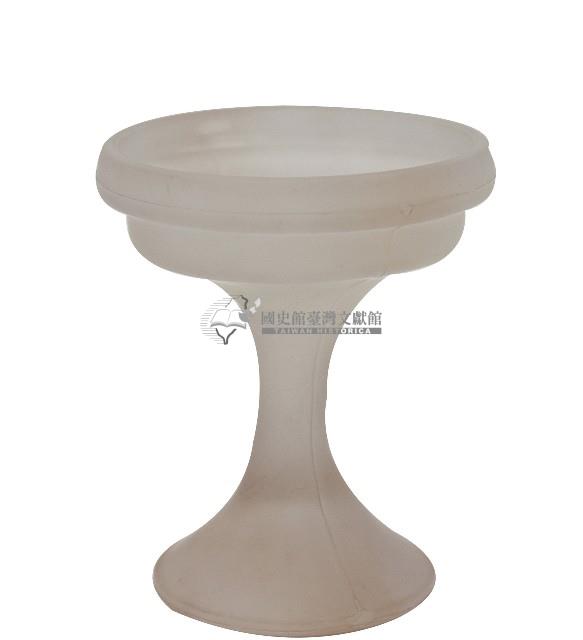 消光乳白色玻璃高腳杯藏品圖，第2張